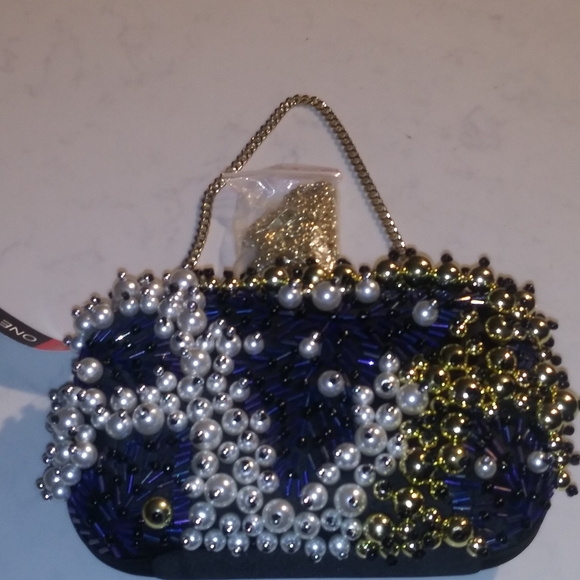 Handbag - Picture 4 of 4